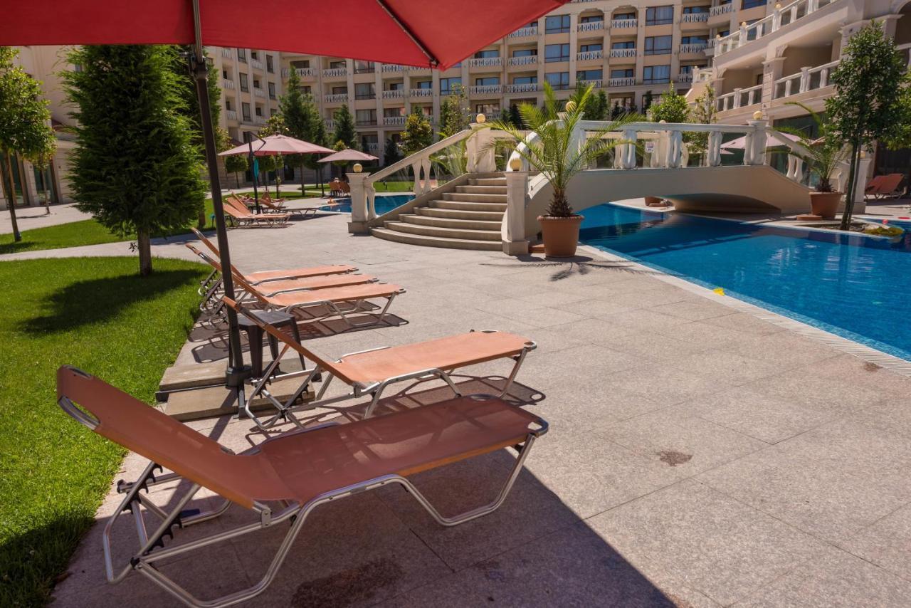 Blue Lagoon Seafront Apartments Varna Exterior foto